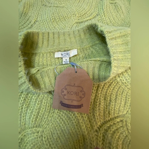 KORI Lime Green Oversized Knit Sweater Small Scalloped Hem NWT - Picture 10 of 12